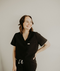 Book an Appointment with Sydney Mason, Licensed Esthetician for Skin Care Treatments | New + Existing Clients