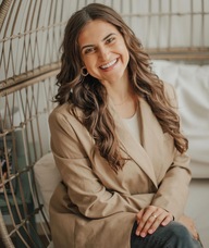 Book an Appointment with Kaitlyn Pscodna for Dietetics