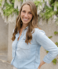 Book an Appointment with Annie Dreese for Therapy