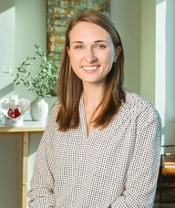 Book an Appointment with Kelsey Grainger for Physiotherapy