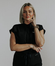 Book an Appointment with Samantha Hult for Aesthetics