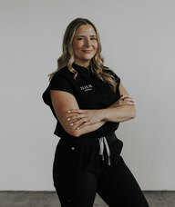 Book an Appointment with Mrs. Caroline Niederhofer for Aesthetics