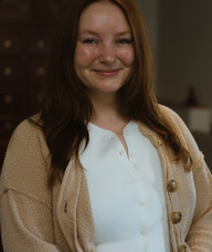Book an Appointment with Autumn Drake for Chinese Medicine