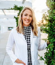 Book an Appointment with Sarah Weaver Tarbert for Consult