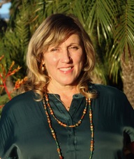 Book an Appointment with Dr. Elizabeth Swallow for Integrative Body Therapy