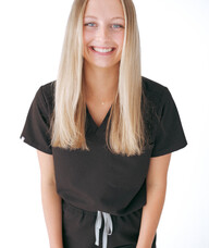 Book an Appointment with Samantha Diekhoff for Consultation