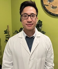 Book an Appointment with Guang H for Acupuncture