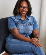 Book an Appointment with Darby Thorne at South Lee St.