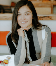 Book an Appointment with Alondra Escareno for Psychotherapy