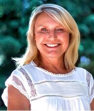 Book an Appointment with Petra Chladek for Consult with Petra